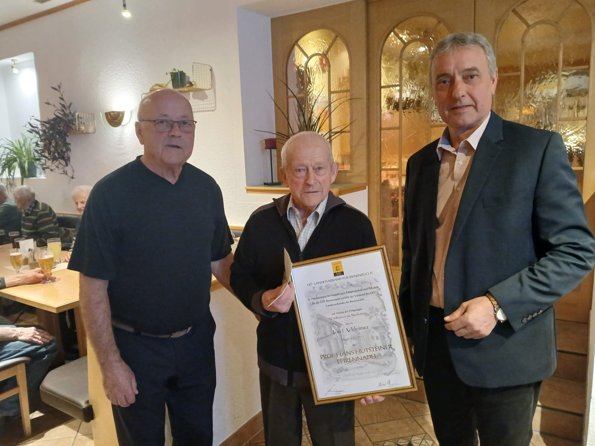 Ehrung Josef Achleitner – Prof.-Hans-Hutsteiner-Ehrennadel
